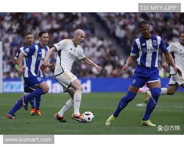 足总杯决赛巴萨大胜皇马四球零封全场沸腾赛后点评引发热议