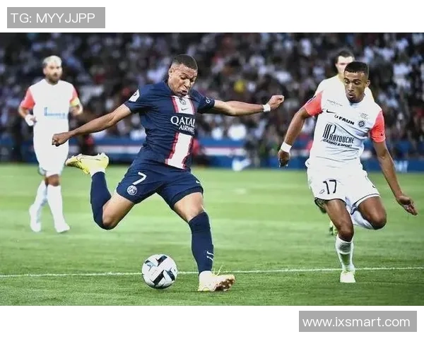 世界杯精彩对决里昂与巴黎圣日耳曼战成平局神扑瞬间震撼全场